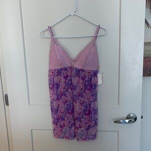 Jessica Simpson Lavender & Purple Floral sheer nightgown